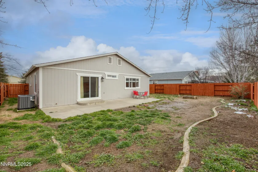 17780 Oakview, Reno, Nevada 89508, 3 Bedrooms Bedrooms, ,2 BathroomsBathrooms,Residential,Residential,Oakview,250057962