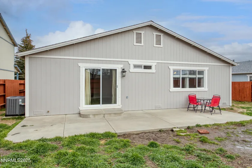 17780 Oakview, Reno, Nevada 89508, 3 Bedrooms Bedrooms, ,2 BathroomsBathrooms,Residential,Residential,Oakview,250057962