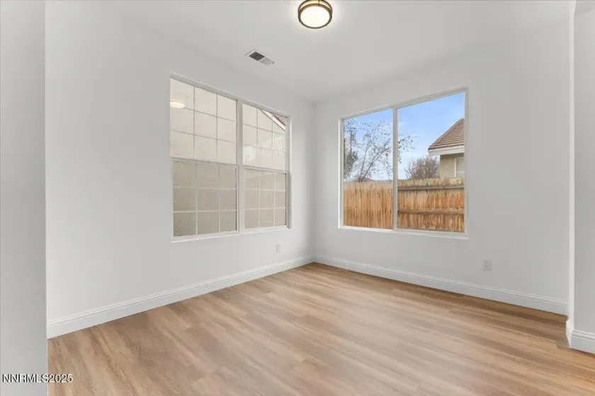 10482 Summershade, Reno, Nevada 89521, 3 Bedrooms Bedrooms, ,2 BathroomsBathrooms,Residential,Residential,Summershade,250059371