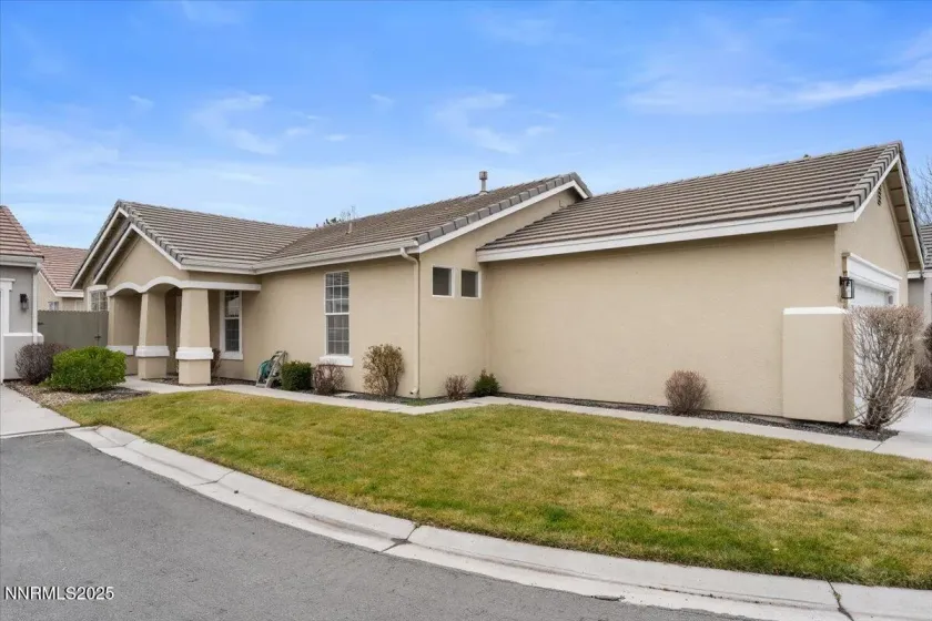 10482 Summershade, Reno, Nevada 89521, 3 Bedrooms Bedrooms, ,2 BathroomsBathrooms,Residential,Residential,Summershade,250059371
