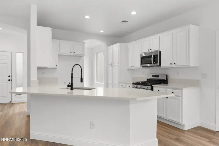 10482 Summershade, Reno, Nevada 89521, 3 Bedrooms Bedrooms, ,2 BathroomsBathrooms,Residential,Residential,Summershade,250059371