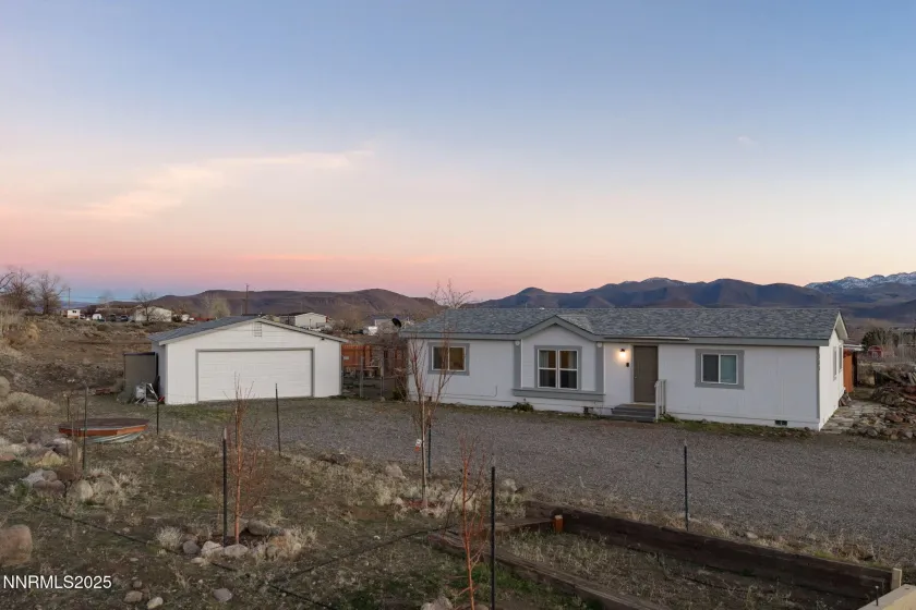 158 Elizabeth, Dayton, Nevada 89403, 3 Bedrooms Bedrooms, ,2 BathroomsBathrooms,Residential,Residential,Elizabeth,250059372