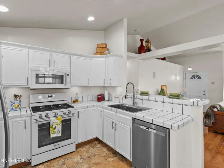 1330 Wales, Gardnerville, Nevada 89410, 3 Bedrooms Bedrooms, ,2 BathroomsBathrooms,Residential,Residential,Wales,250059376