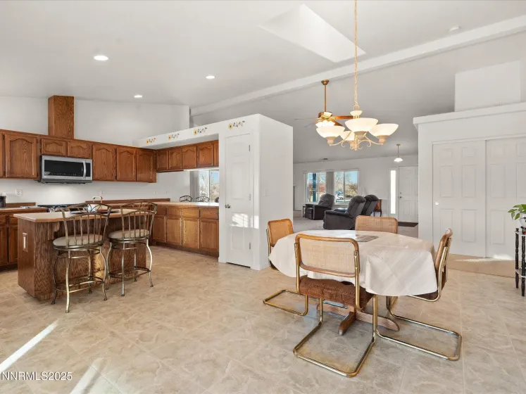 211 Bridlepath, Fernley, Nevada 89408, 5 Bedrooms Bedrooms, ,3 BathroomsBathrooms,Residential,Residential,Bridlepath,250059380