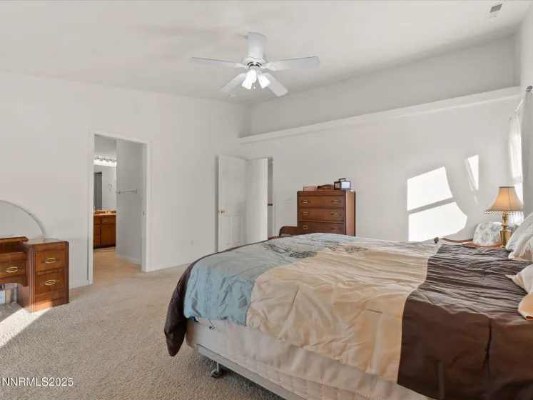 211 Bridlepath, Fernley, Nevada 89408, 5 Bedrooms Bedrooms, ,3 BathroomsBathrooms,Residential,Residential,Bridlepath,250059380