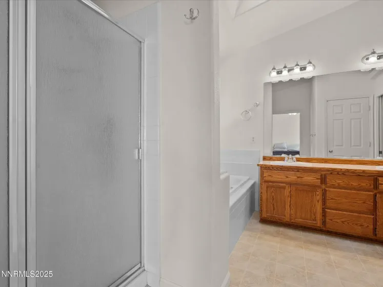 211 Bridlepath, Fernley, Nevada 89408, 5 Bedrooms Bedrooms, ,3 BathroomsBathrooms,Residential,Residential,Bridlepath,250059380