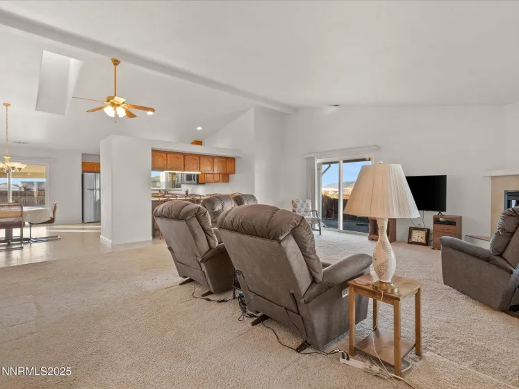 211 Bridlepath, Fernley, Nevada 89408, 5 Bedrooms Bedrooms, ,3 BathroomsBathrooms,Residential,Residential,Bridlepath,250059380