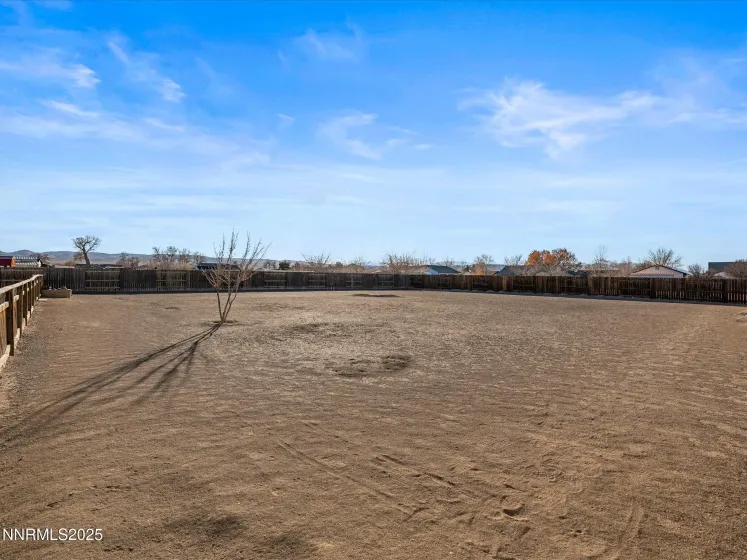 211 Bridlepath, Fernley, Nevada 89408, 5 Bedrooms Bedrooms, ,3 BathroomsBathrooms,Residential,Residential,Bridlepath,250059380