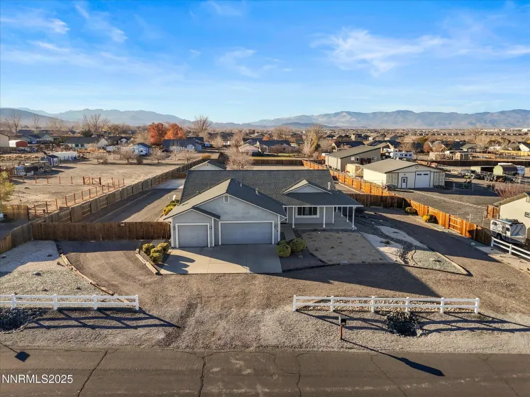 211 Bridlepath, Fernley, Nevada 89408, 5 Bedrooms Bedrooms, ,3 BathroomsBathrooms,Residential,Residential,Bridlepath,250059380