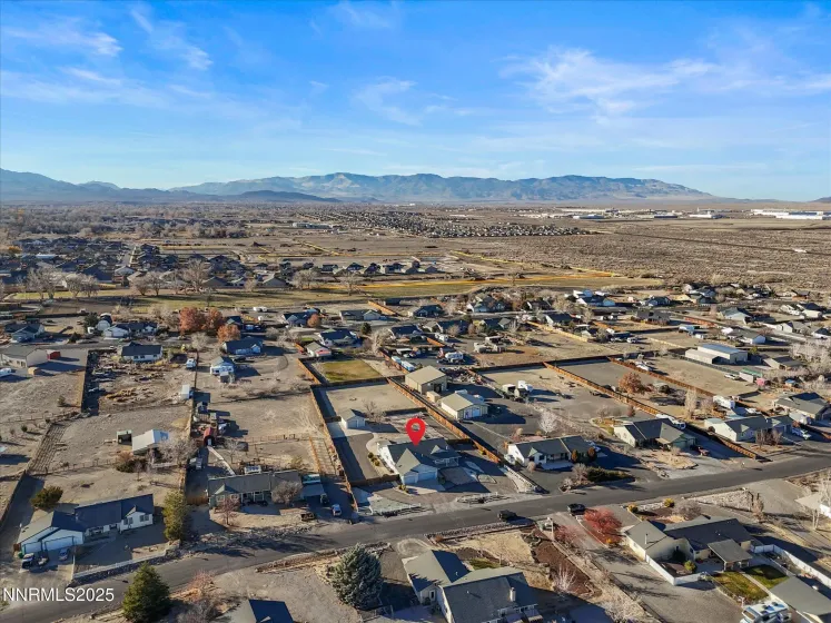 211 Bridlepath, Fernley, Nevada 89408, 5 Bedrooms Bedrooms, ,3 BathroomsBathrooms,Residential,Residential,Bridlepath,250059380