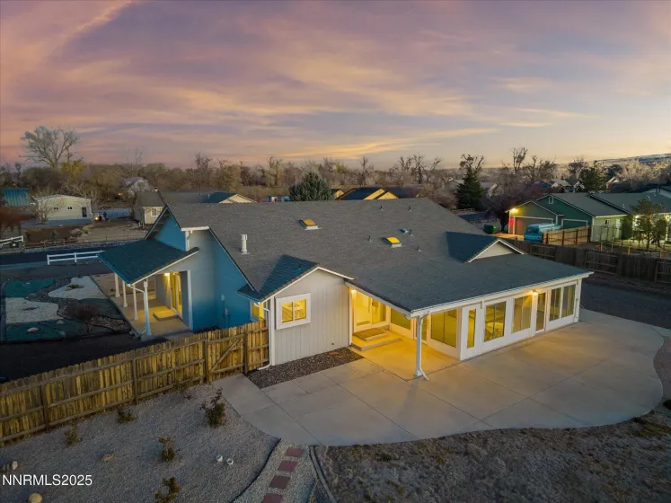 211 Bridlepath, Fernley, Nevada 89408, 5 Bedrooms Bedrooms, ,3 BathroomsBathrooms,Residential,Residential,Bridlepath,250059380