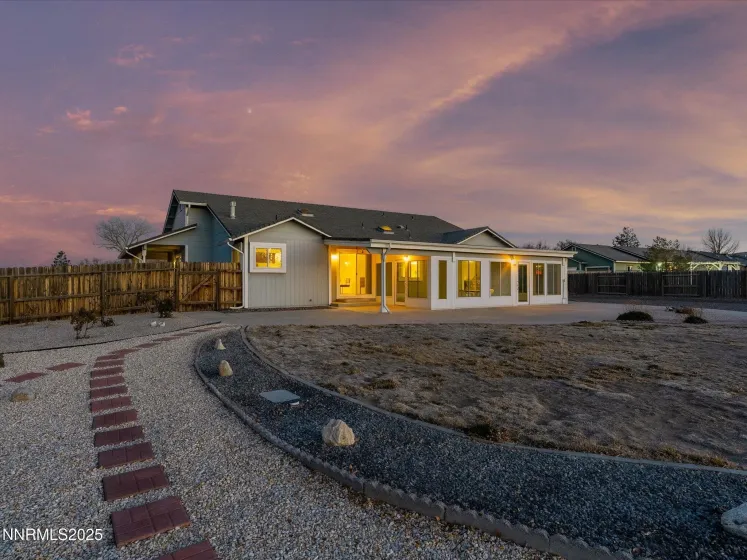 211 Bridlepath, Fernley, Nevada 89408, 5 Bedrooms Bedrooms, ,3 BathroomsBathrooms,Residential,Residential,Bridlepath,250059380
