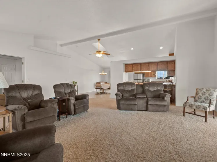 211 Bridlepath, Fernley, Nevada 89408, 5 Bedrooms Bedrooms, ,3 BathroomsBathrooms,Residential,Residential,Bridlepath,250059380