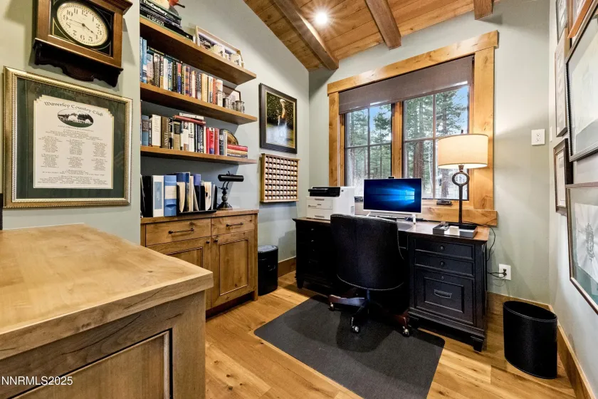 261 Redding, Carson City, Nevada 89705, 4 Bedrooms Bedrooms, ,5 BathroomsBathrooms,Residential,Residential,Redding,250059382