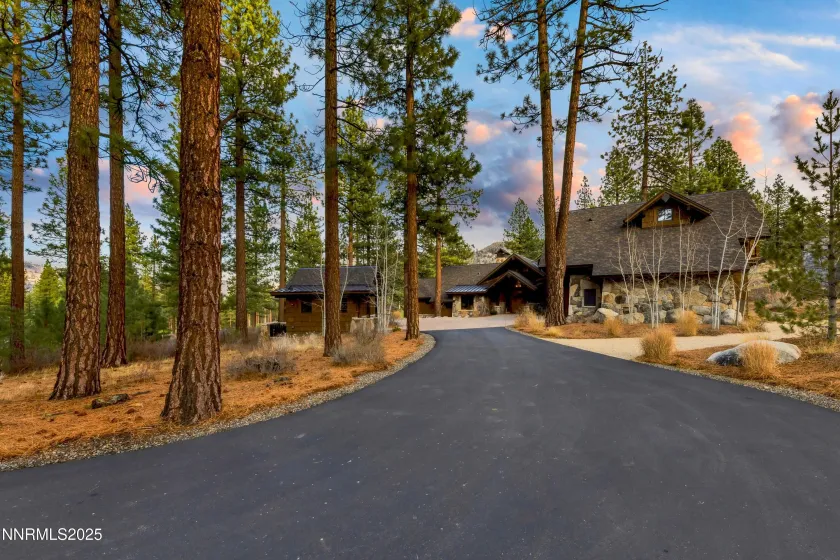 261 Redding, Carson City, Nevada 89705, 4 Bedrooms Bedrooms, ,5 BathroomsBathrooms,Residential,Residential,Redding,250059382