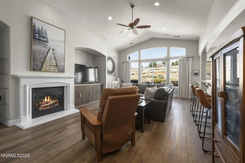 4560 Silian, Sparks, Nevada 89436, 4 Bedrooms Bedrooms, ,3 BathroomsBathrooms,Residential,Residential,Silian,250058475