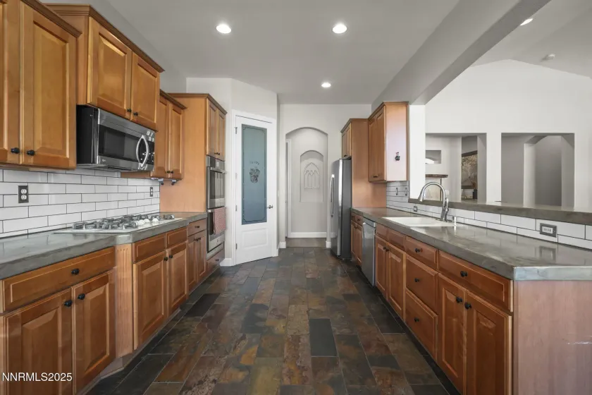 4560 Silian, Sparks, Nevada 89436, 4 Bedrooms Bedrooms, ,3 BathroomsBathrooms,Residential,Residential,Silian,250058475