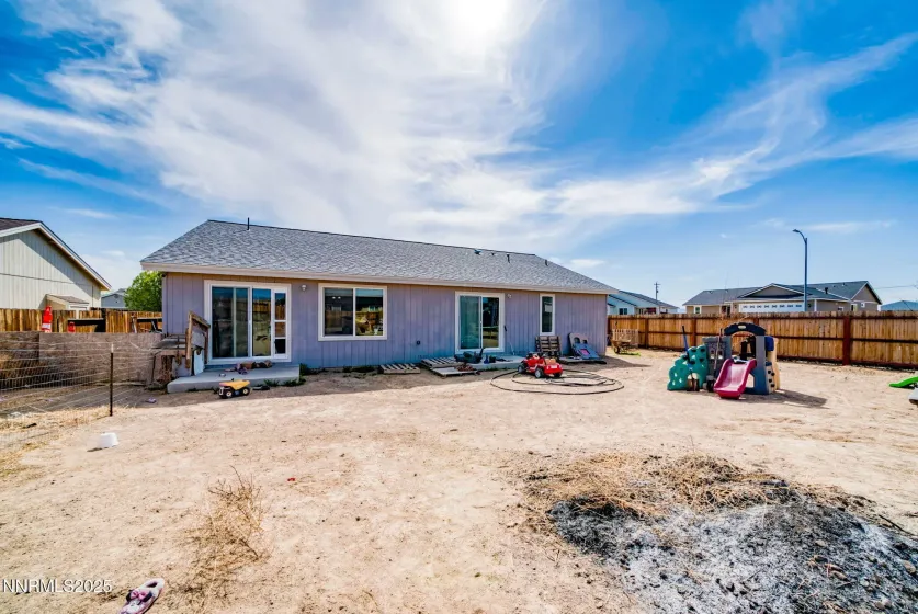 3175 Snowberry, Silver Springs, Nevada 89429, 3 Bedrooms Bedrooms, ,2 BathroomsBathrooms,Residential,Residential,Snowberry,250059385