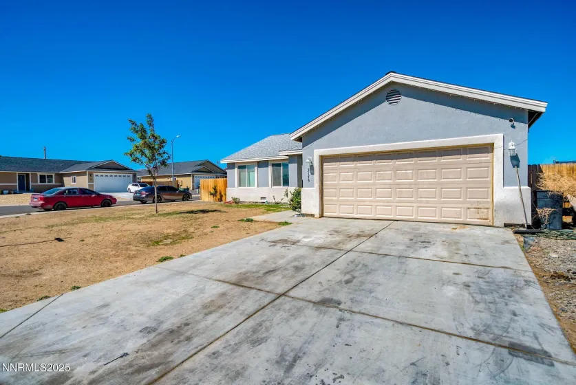 3175 Snowberry, Silver Springs, Nevada 89429, 3 Bedrooms Bedrooms, ,2 BathroomsBathrooms,Residential,Residential,Snowberry,250059385