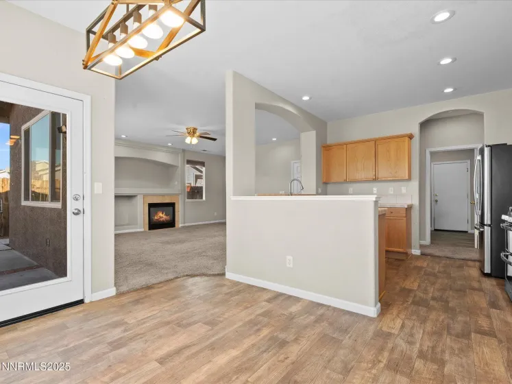 327 Valley Vista, Dayton, Nevada 89403, 3 Bedrooms Bedrooms, ,2 BathroomsBathrooms,Residential,Residential,Valley Vista,250059387