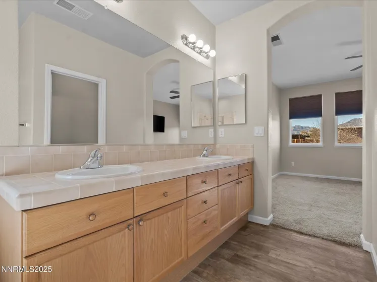 327 Valley Vista, Dayton, Nevada 89403, 3 Bedrooms Bedrooms, ,2 BathroomsBathrooms,Residential,Residential,Valley Vista,250059387