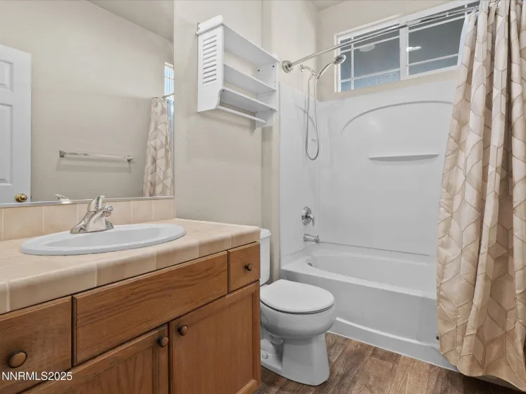 327 Valley Vista, Dayton, Nevada 89403, 3 Bedrooms Bedrooms, ,2 BathroomsBathrooms,Residential,Residential,Valley Vista,250059387