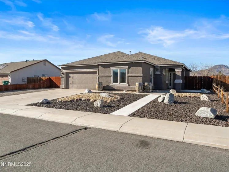 327 Valley Vista, Dayton, Nevada 89403, 3 Bedrooms Bedrooms, ,2 BathroomsBathrooms,Residential,Residential,Valley Vista,250059387