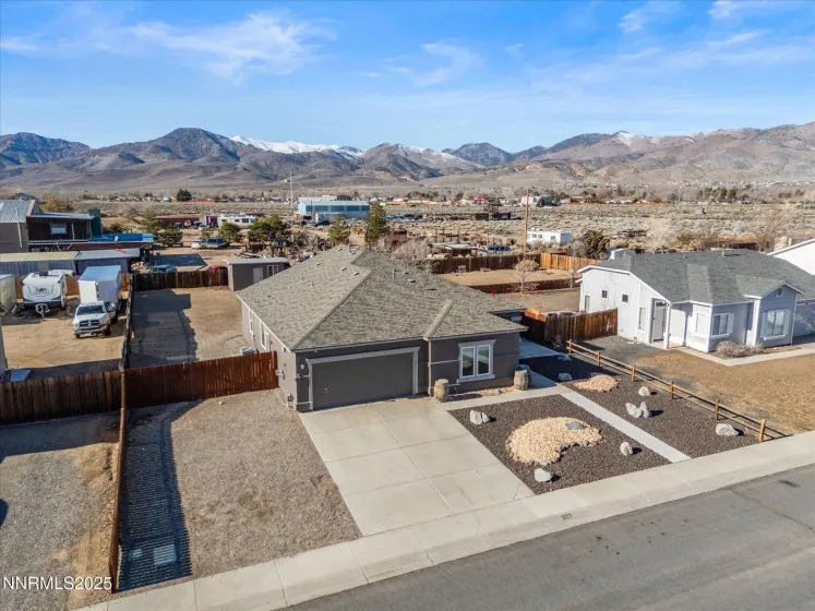 327 Valley Vista, Dayton, Nevada 89403, 3 Bedrooms Bedrooms, ,2 BathroomsBathrooms,Residential,Residential,Valley Vista,250059387
