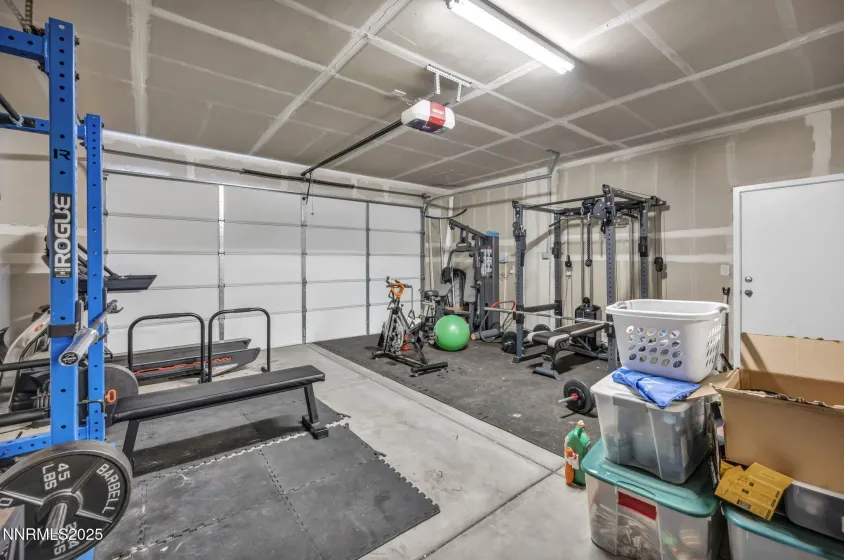 510 Ahearn, Reno, Nevada 89506, 3 Bedrooms Bedrooms, ,2 BathroomsBathrooms,Residential,Residential,Ahearn,250059396