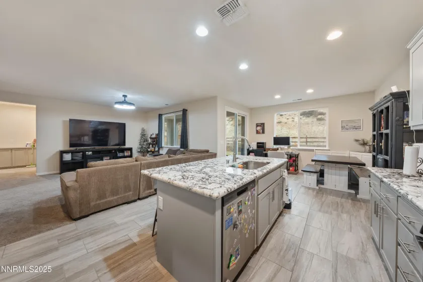 864 Tourmaline, Carson City, Nevada 89705, 4 Bedrooms Bedrooms, ,2 BathroomsBathrooms,Residential,Residential,Tourmaline,250059399