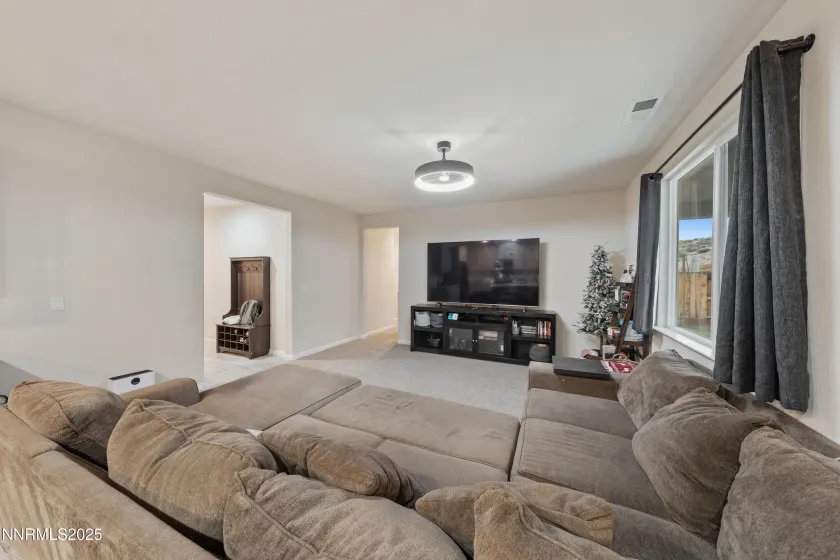 864 Tourmaline, Carson City, Nevada 89705, 4 Bedrooms Bedrooms, ,2 BathroomsBathrooms,Residential,Residential,Tourmaline,250059399