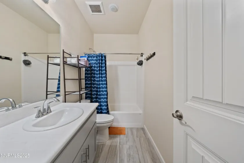 864 Tourmaline, Carson City, Nevada 89705, 4 Bedrooms Bedrooms, ,2 BathroomsBathrooms,Residential,Residential,Tourmaline,250059399