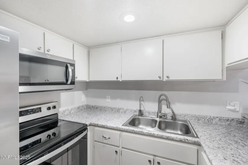 1563 Steven, Sparks, Nevada 89431, 3 Bedrooms Bedrooms, ,2 BathroomsBathrooms,Residential,Residential,Steven,250059400