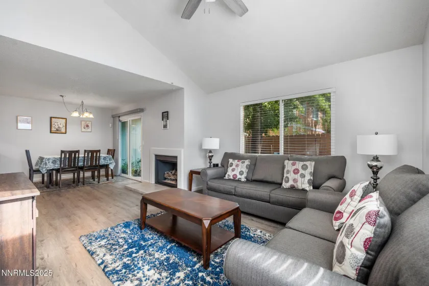 1563 Steven, Sparks, Nevada 89431, 3 Bedrooms Bedrooms, ,2 BathroomsBathrooms,Residential,Residential,Steven,250059400