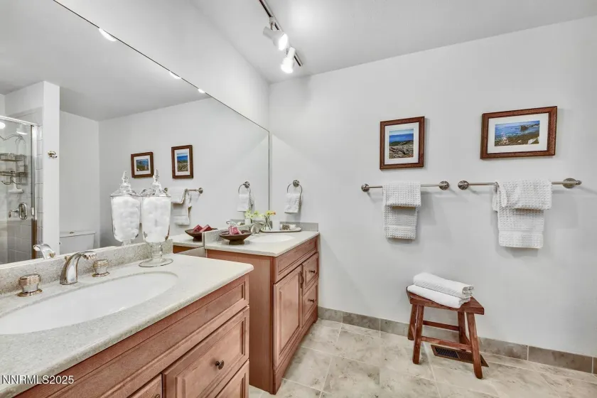 941 Miners Ridge, Incline Village, Nevada 89451, 4 Bedrooms Bedrooms, ,3 BathroomsBathrooms,Residential,Residential,Miners Ridge,250059401