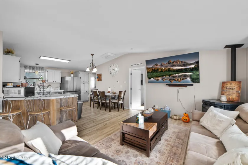 4635 Brayton, Winnemucca, Nevada 89445, 3 Bedrooms Bedrooms, ,2 BathroomsBathrooms,Residential,Residential,Brayton,250059415