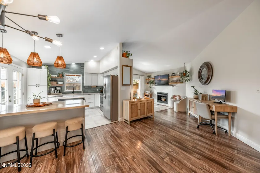 6052 Bankside, Reno, Nevada 89523, 3 Bedrooms Bedrooms, ,2 BathroomsBathrooms,Residential,Residential,Bankside,250059416