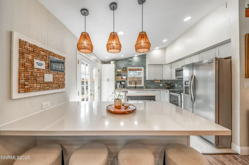 6052 Bankside, Reno, Nevada 89523, 3 Bedrooms Bedrooms, ,2 BathroomsBathrooms,Residential,Residential,Bankside,250059416