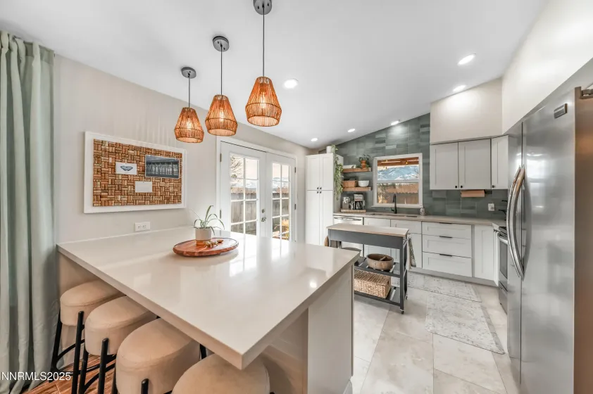 6052 Bankside, Reno, Nevada 89523, 3 Bedrooms Bedrooms, ,2 BathroomsBathrooms,Residential,Residential,Bankside,250059416