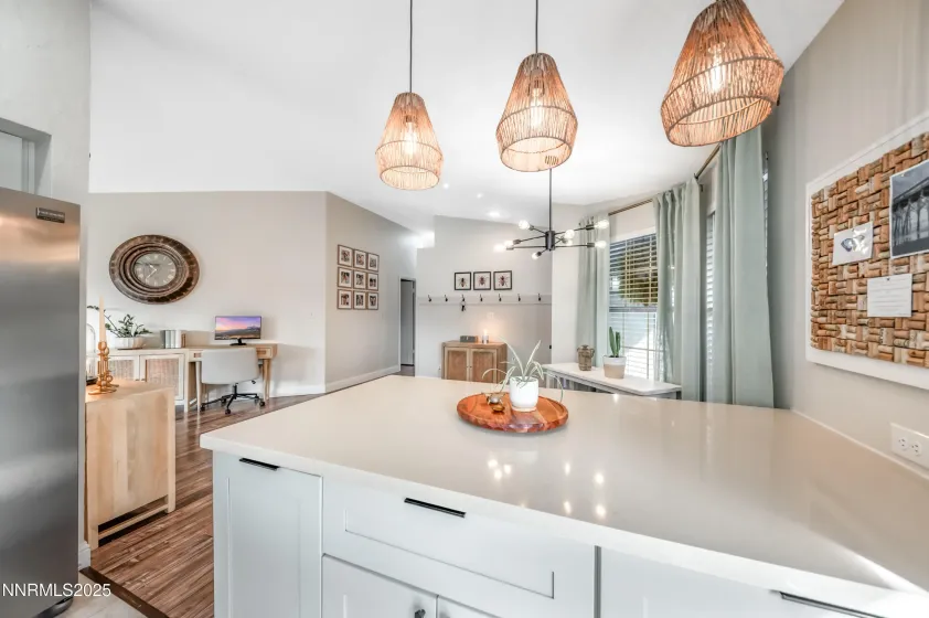 6052 Bankside, Reno, Nevada 89523, 3 Bedrooms Bedrooms, ,2 BathroomsBathrooms,Residential,Residential,Bankside,250059416