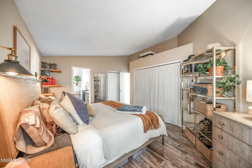 6052 Bankside, Reno, Nevada 89523, 3 Bedrooms Bedrooms, ,2 BathroomsBathrooms,Residential,Residential,Bankside,250059416