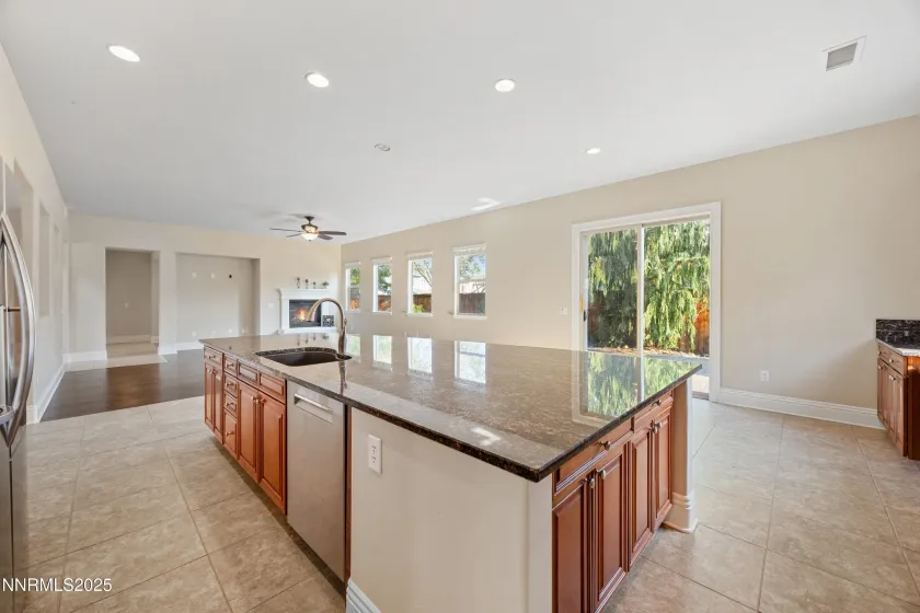 1304 Lambrusca, Sparks, Nevada 89436, 4 Bedrooms Bedrooms, ,3 BathroomsBathrooms,Residential,Residential,Lambrusca,250059418