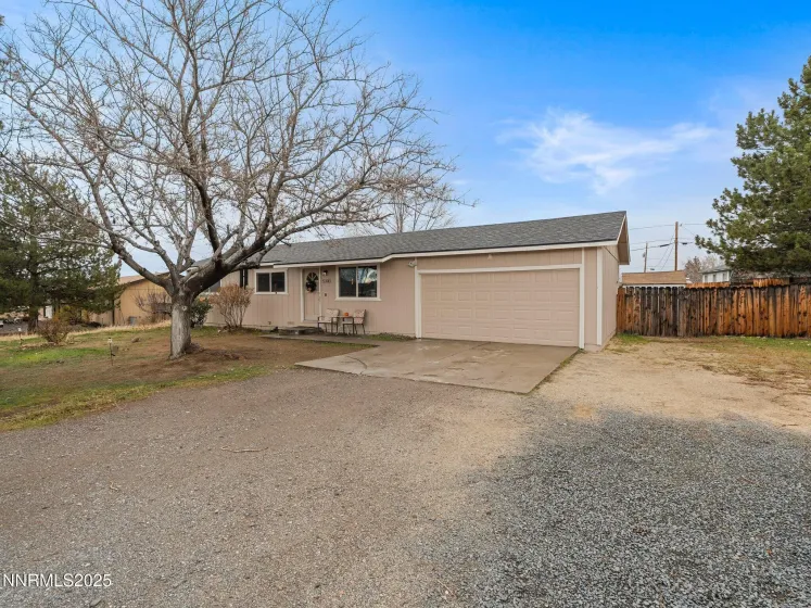 5700 Dolores, Sparks, Nevada 89436, 3 Bedrooms Bedrooms, ,1 BathroomBathrooms,Residential,Residential,Dolores,250059420