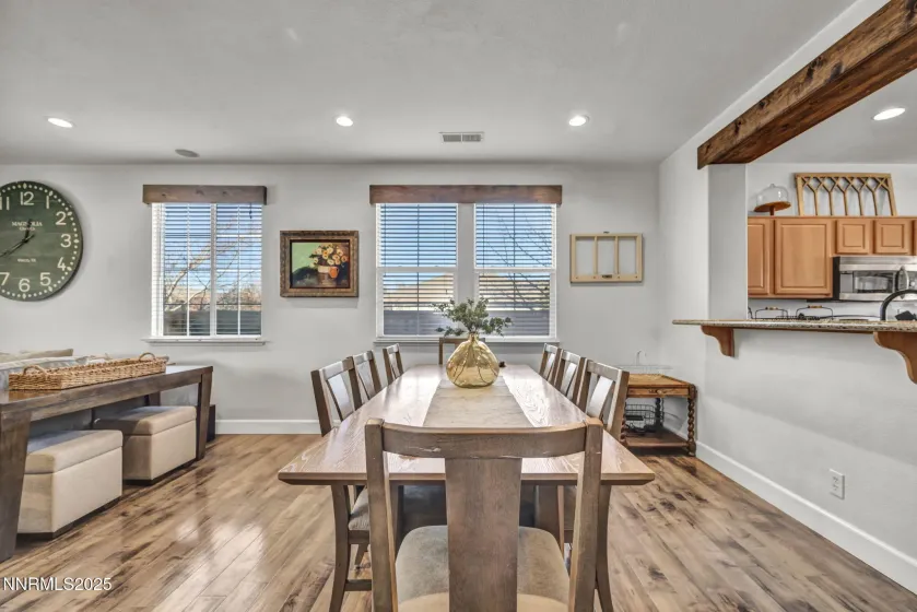 6515 Geranium, Sparks, Nevada 89436, 3 Bedrooms Bedrooms, ,2 BathroomsBathrooms,Residential,Residential,Geranium,250059423