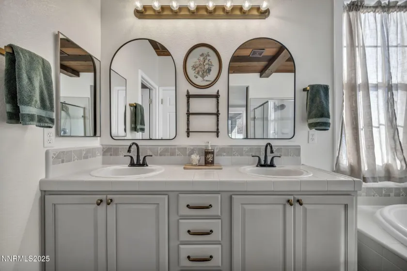 6515 Geranium, Sparks, Nevada 89436, 3 Bedrooms Bedrooms, ,2 BathroomsBathrooms,Residential,Residential,Geranium,250059423