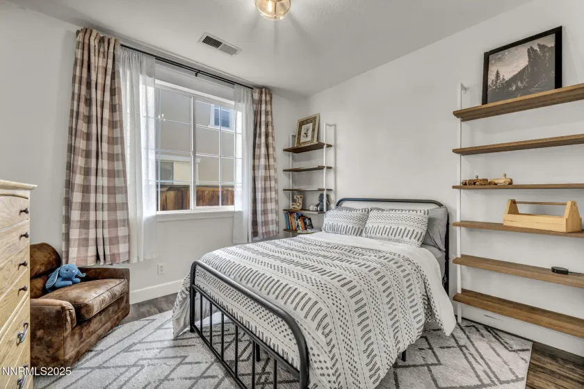 6515 Geranium, Sparks, Nevada 89436, 3 Bedrooms Bedrooms, ,2 BathroomsBathrooms,Residential,Residential,Geranium,250059423