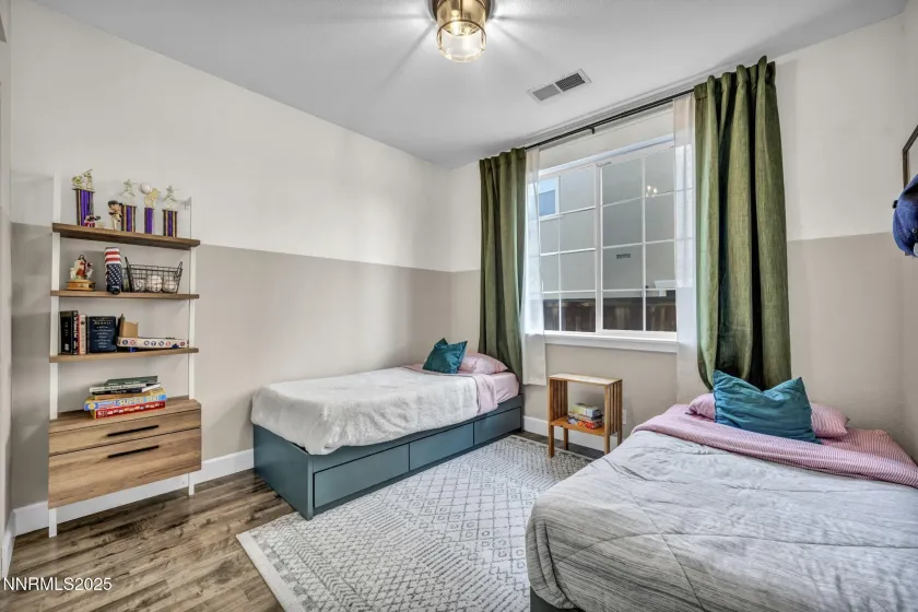 6515 Geranium, Sparks, Nevada 89436, 3 Bedrooms Bedrooms, ,2 BathroomsBathrooms,Residential,Residential,Geranium,250059423