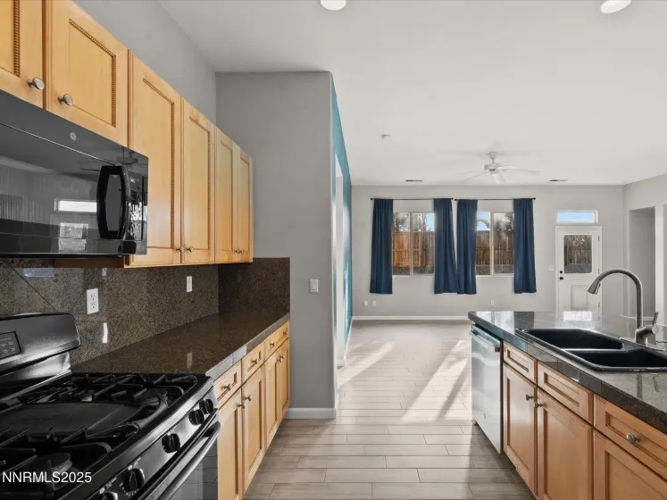 7100 Souverain, Reno, Nevada 89506, 3 Bedrooms Bedrooms, ,2 BathroomsBathrooms,Residential,Residential,Souverain,250059424