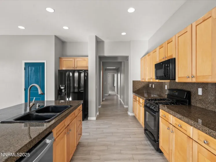 7100 Souverain, Reno, Nevada 89506, 3 Bedrooms Bedrooms, ,2 BathroomsBathrooms,Residential,Residential,Souverain,250059424