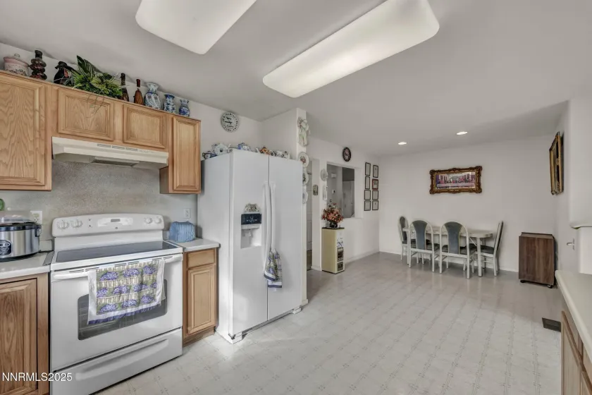 2900 Crown Canyon, Reno, Nevada 89503, 4 Bedrooms Bedrooms, ,2 BathroomsBathrooms,Residential,Residential,Crown Canyon,250059427